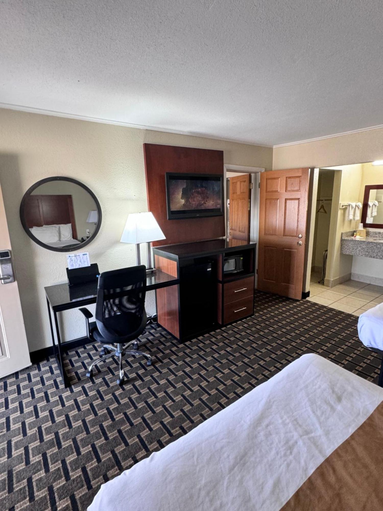 Travelodge By Wyndham Jackson I-40 Exit 82 المظهر الخارجي الصورة